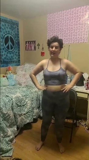 "Bella Thorne's 'TTYLXOX' TikTok Trend - Dance Along and Join the Fun!"