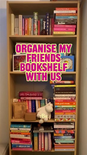 I LOVE organising bookshelves and colour coding books, so this was the perfect evening for me ✨ #bookshelf #bookcase #organise #bookish #beforeandafter