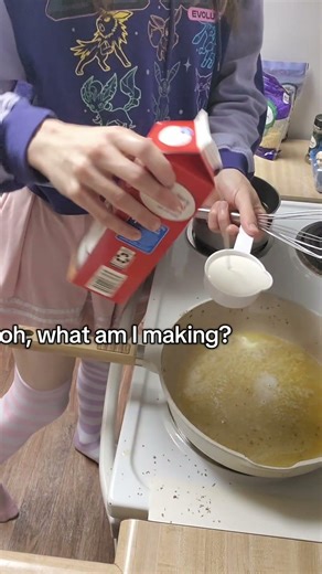 need some help making chicken Alfredo, mind stopping in to help for a minute? #femboy #alfredo