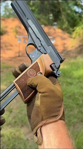 BERETTA MODEL 76 TARGET 💥 Guns & Bubbles