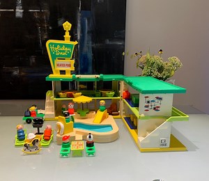 Vintage Playskool Holiday Inn & Fisher Price Little People Swimming Pool Complete. Please Read the Description - Etsy