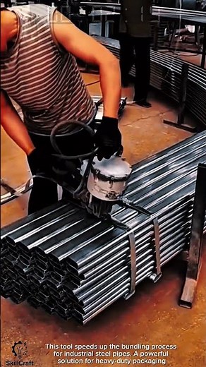 Automatic strapping tool for efficient pipe packaging work