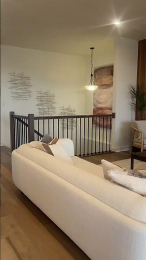 Model Home Monday 🖤 #hometours #housetours #beautifulhomes #HomeDecorInspo #homedecor