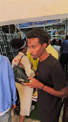 ማነው ኢትዮጵያ ውስጥ አንባቢ የለም ያለው 😁 ይሄ የመጽሐፍ ቅናሽ እስከ የካቲት 22 ይቆያል። #ethiopian_tik_tok🇪🇹🇪🇹🇪🇹🇪🇹 #bookstore