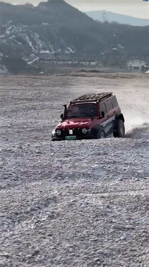 Buying a 4WD Toy Car (and Testing It!)