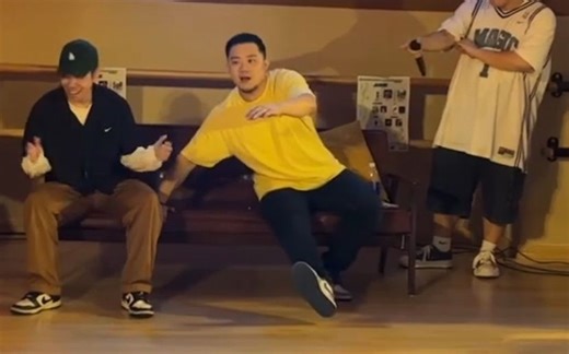 Dandy这场裁判秀真是把骚气和细节做到了极致