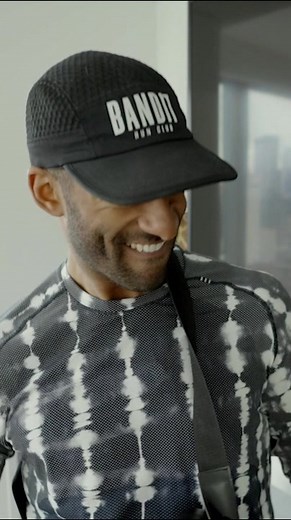 I am falling in ❤️ with this bachelor pad. Get the full exclusive tour when the brand new season of #MTVCribs returns TONIGHT at 9p!