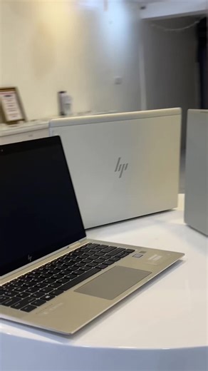 3 ho laptop deals The pavilion is 15inches The 840 g5 got 350k have a little line on screen No visible (hence why it’s 350k instead of 500k ) All laptop comes with charger and working perfectly