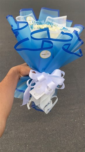 Premium white rose bouquet with blue gypsy bouquet 💐 Order now ! | Flowers Pick