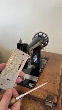 Singer Model 27 Treadle Sewing Machine Lubrication #vintagesewingmachine
