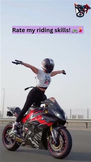 American Girl Stunting on the Streets – Style You Can’t Ignore! 🏍️