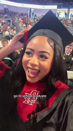 we out though👩🏽‍🎓✌🏼