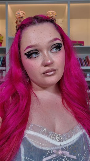 Lindsey Rowley on Instagram: "makeup tutorials will never die face chart by @rfmakeeup_ products used: BROWS @sephoracollection retractable brow pencil @glisten_cosmetics spectra brow (code LINS for $$ off) SKIN PREP @bubble cosmic silk milky toner @caudalie vinoperfect serum @peachandlily glass skin serum BASE @lorealparis infallible pro glow foundation @danessamyricksbeauty yummy skin concealer + yummy skin blush shade "it girl" + colorfix paint shade "lift" @tower28beauty get set blush shades