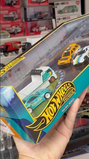 Hot Wheels Premium Car Team Transport Truck: Epic Diecast Review!