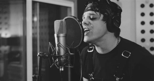 7.1M views · 241K reactions | I WAS MADE FOR LOVIN YOU by KISS for The Fall Guy Movie out now!!! ☠️https://yungblud.lnk.to/IWMFLY | Yungblud | Facebook