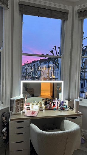 Mia Challiner 🦋 | In the long run, keeping yourself busy is not a healthy coping mechanism | Instagram