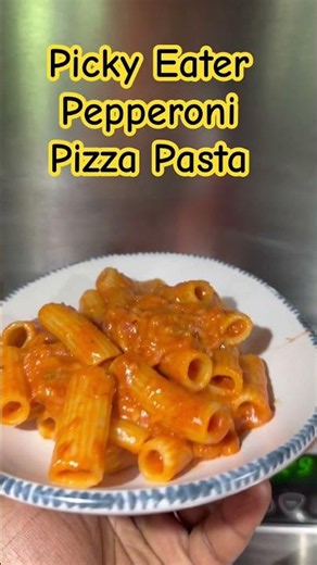 Quick and Easy Pepperoni Pizza Pasta with Homemade Tomato Sauce #pizza #pasta