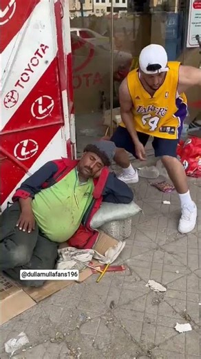 playing in yemen! prank yemen people ‪@dullamullafans196‬ ‪@dullamulla‬ #funny #comedyvideo