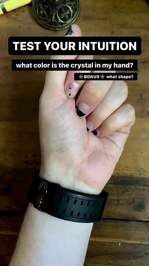 Drop a 444 if you guessed correctly #intuition #intuitiondevelopment #intuitiontest | TarotReaderPeter