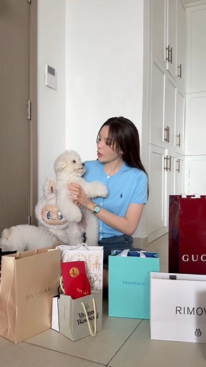 541K views · 7.1K reactions | Khui quà sinh nhật tuổi 19  | Hoa hậu Nguyễn Cao Kỳ Duyên | Facebook