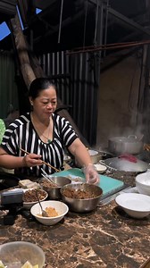 Mời các bác ăn bánh cuốn Cao Bằng nha. Nay có thêm nhân thịt chim bồ câu thơm ngon #ReviewCaoBang #caobang | Hoài ở Cao Bằng