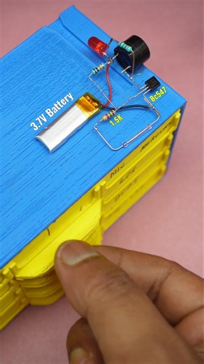 easy door security alarm #shorts #experinent #electronics
