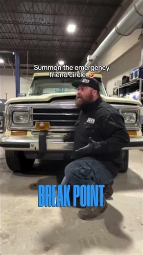 Summon the emergency friend circle 🤣