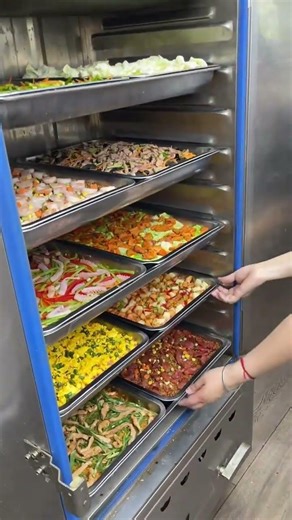 "Suitable for school cafeteria stallThe most popular specialty food at school cafeteria windows