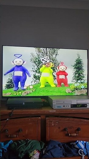 Here Come The Teletubbies Dipsy Goes Off To Hide