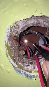 499K views · 2.1K reactions | leakage current fault live testing 220v  || | Kamlesh electrician | Facebook