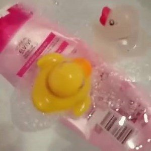 38K views · 334 reactions | So funny Titanic bath scene using rubber ducks | I Am Proud To Be British | Facebook