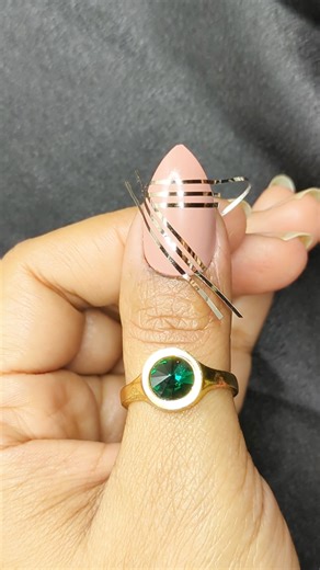 Begginers friendly easy nail art design 😍 #youtubeshorts #nailart #nails #simplenails