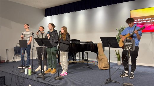 HOUSE Pulchra leading Chapel worship. | Spring Vale Christian School