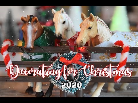 Decorating & Setting Up My Schleich Stable for Christmas\\Winter!