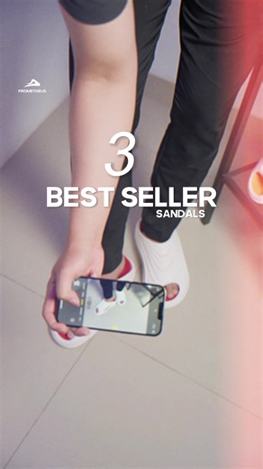 3 Best Seller sandal kalian suka yang mana nih dari ketiga ini? Coba komen dibawah #sandalprometheus #fyppppppppppppppppppppppp #trending #gayaditiktok #sandalslop