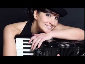 Galyna Classe - Akkordeon - Französische Chansons