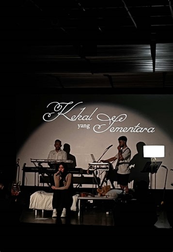 Bakstage POV for Nabila Taqiyyah Showcase as sound system rental crew. There's FOH and Engineer working and I did my part to setup the system and making sure everything's working.