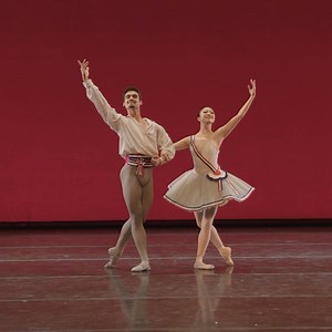 865K views · 21K reactions | Shiori Kase and Daniel McCormick showing us all how it's done for #TurningTuesday! ️勞 They performed this high octane excerpt from Vasily Vainonen's Flames of Paris as part of Emerging Dancer: A Celebration. Don't forget to catch it whilst you can - FREE to view via Ballet on Demand and YouTube until 9 October. Learn more: ballet.org.uk/production/emerging-dancer-celebration/ #ENBEmerging  #ENBPhilharmonic | English National Ballet | Facebook