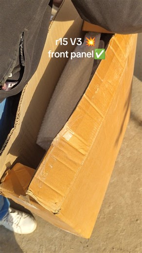 Yamaha R15 V3 Front Panel Review