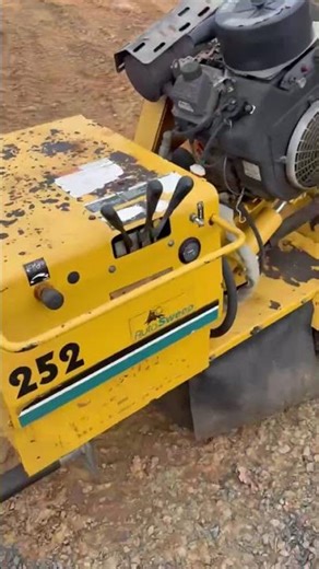 GovDeals: Vermeer 252 Stump grinder