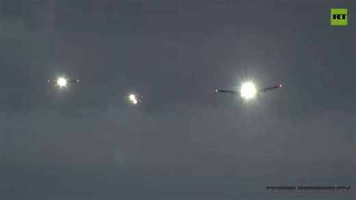 🇮🇷🇺🇸トランプ「三週間以内にイランから撤退」←時間稼ぎのための大嘘。12機のA-10C サンダーボルトIIが、RAFレイクンヒースで目撃され、イランに対する地上部隊を支援するために到着。単なる時間稼ぎの詭弁であり、米軍は攻撃準備しています。