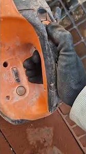 How to start up a STIHL saw.