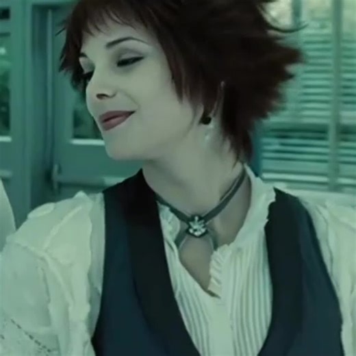 I'm still learning how to edit. 🥲🫶🏽#alice #twillight #twillightalice #aesthetic #viral