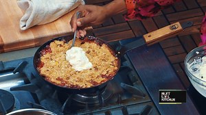 40K views · 1.5K reactions | Craving a dessert late at night? Richard Blais is making a chocolate brownie, and Nyesha Arrington, a fruit crisp, all in one skillet ! These simple desserts will satisfy your sweet tooth ! Missed an episode of Next Level Chef FOX? Watch it now on Hulu: https://www.hulu.com/series/next-level-chef | Gordon Ramsay | Facebook