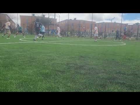 GOLAZO 🔥⚽️🥇#skills #niños #futbol #tikitaka #jogabonito #amazing #talento #colombia #somosfutbolarte