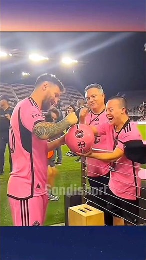 Messi respect moment #football #shorts #viral #soccer #messi