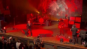 39K views · 1.5K reactions | RIVAL SONS last night House Of Blues Anaheim. Sold out home town show. Amazing band! Too Bad. | Eddie Trunk | Facebook