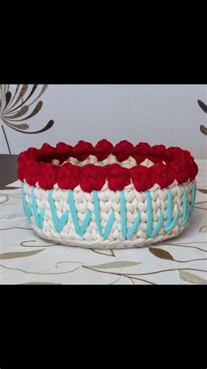 Horgolt kosárkák | Horgolt táska, szőnyeg, babaholmi | Facebook