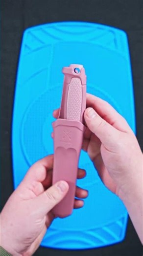 This Morakniv Has A Reversable Sheath!