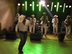 19K views · 246 reactions | El cascabel bailando con la poza norteña | Desde la H | Facebook